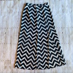 Black and White Maxi Skirt | M